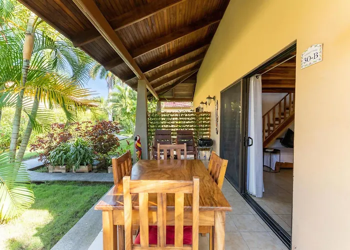 Villagio 30B - Condo Near Playa Potrero
