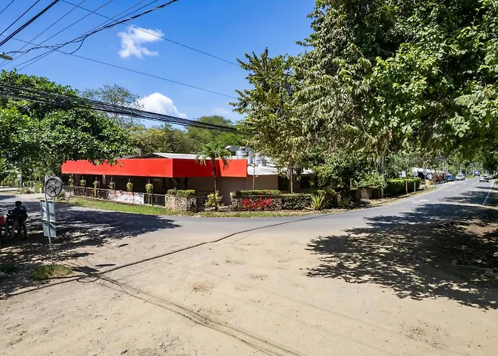 Modern Garden Villa With Private Pool, Outdoor Kitchen & Separate Casita Near Playa Potrero